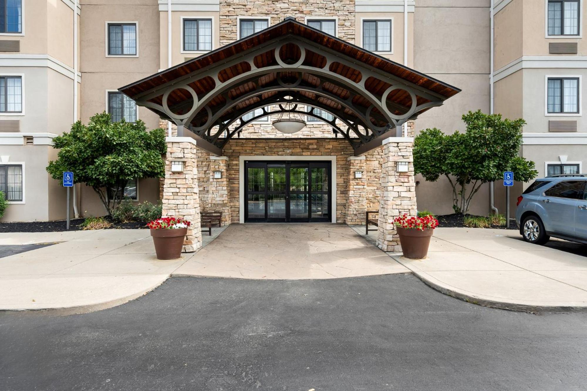Staybridge Suites - Cincinnati North By Ihg West Chester Exterior photo
