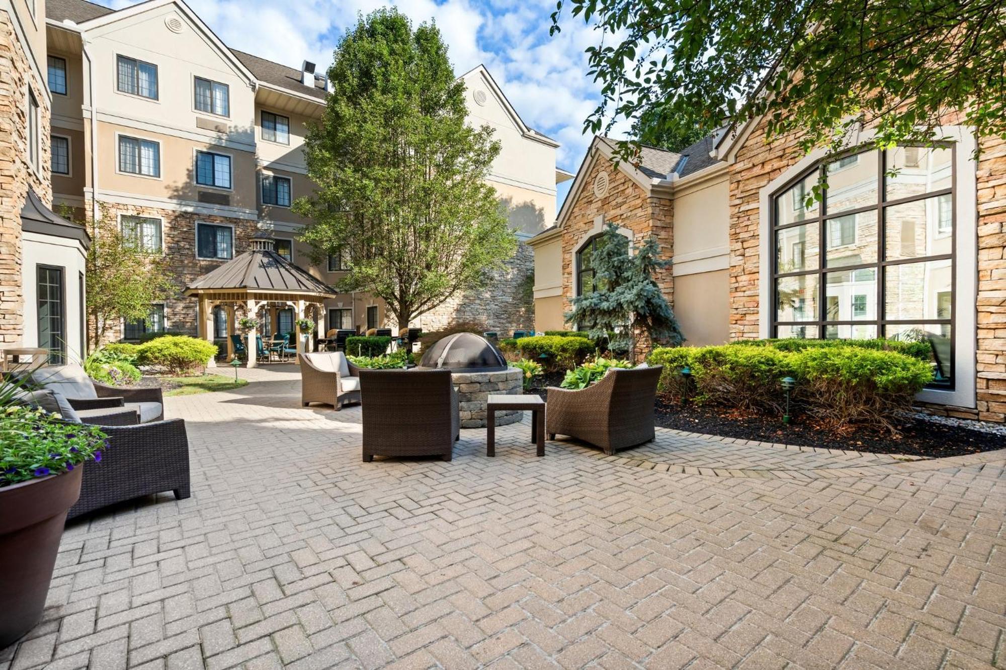 Staybridge Suites - Cincinnati North By Ihg West Chester Exterior photo